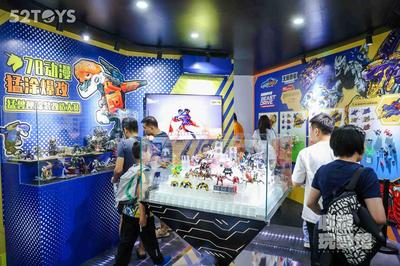 52TOYS三里屯收藏玩具館盛大啟幕 多IP沉浸式展廳，開啟動漫衍生新紀元